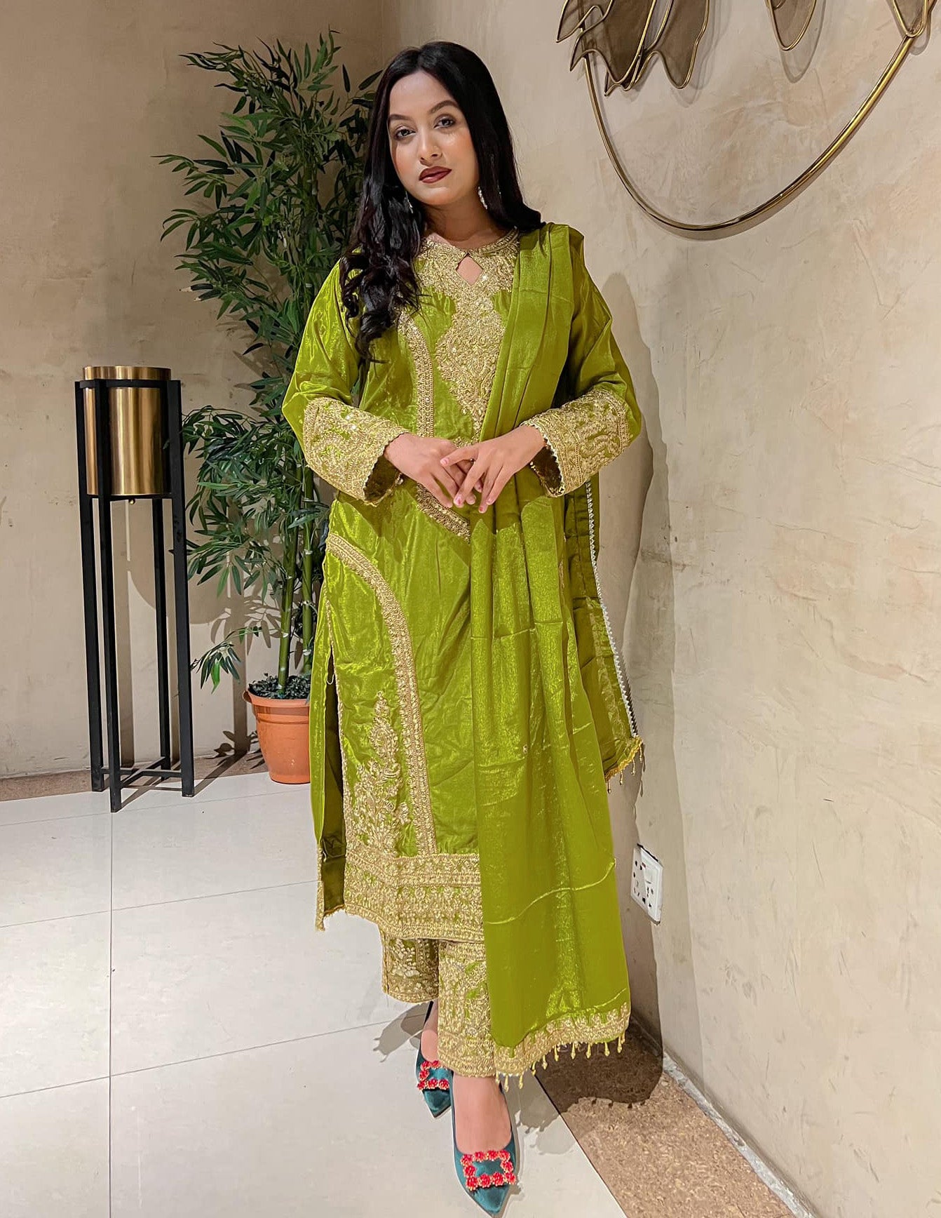 Premium Sequins Jardoshi Embroidery Work Suits Set With Dupatta For Wedding