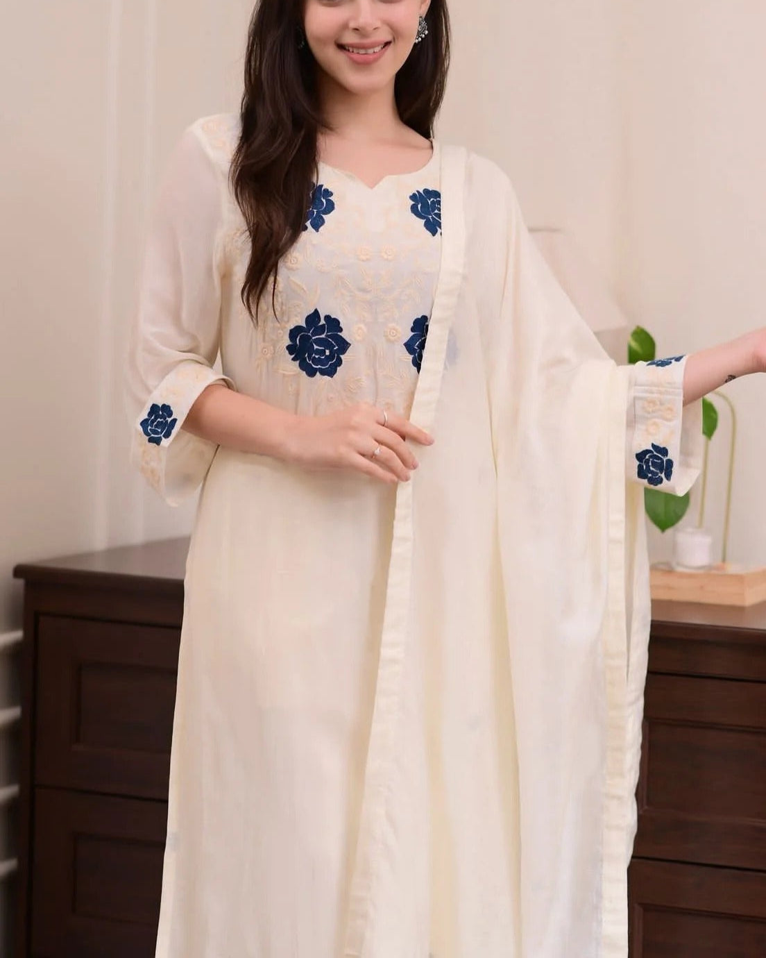 Pickhand Thrad Embroidery Work Kurti Suits Set With Duptaa