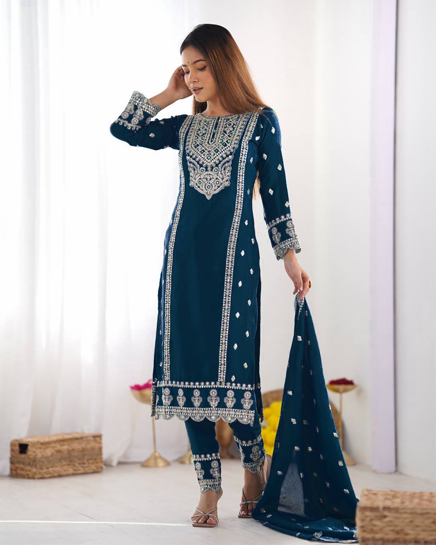 Vintage White Premium Thread Work Embroidery Kurti Suits Set With Dupatta